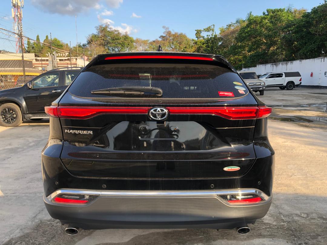 1027 TOYOTA HARRIER Z 2021 / Milage: 38,390 Km