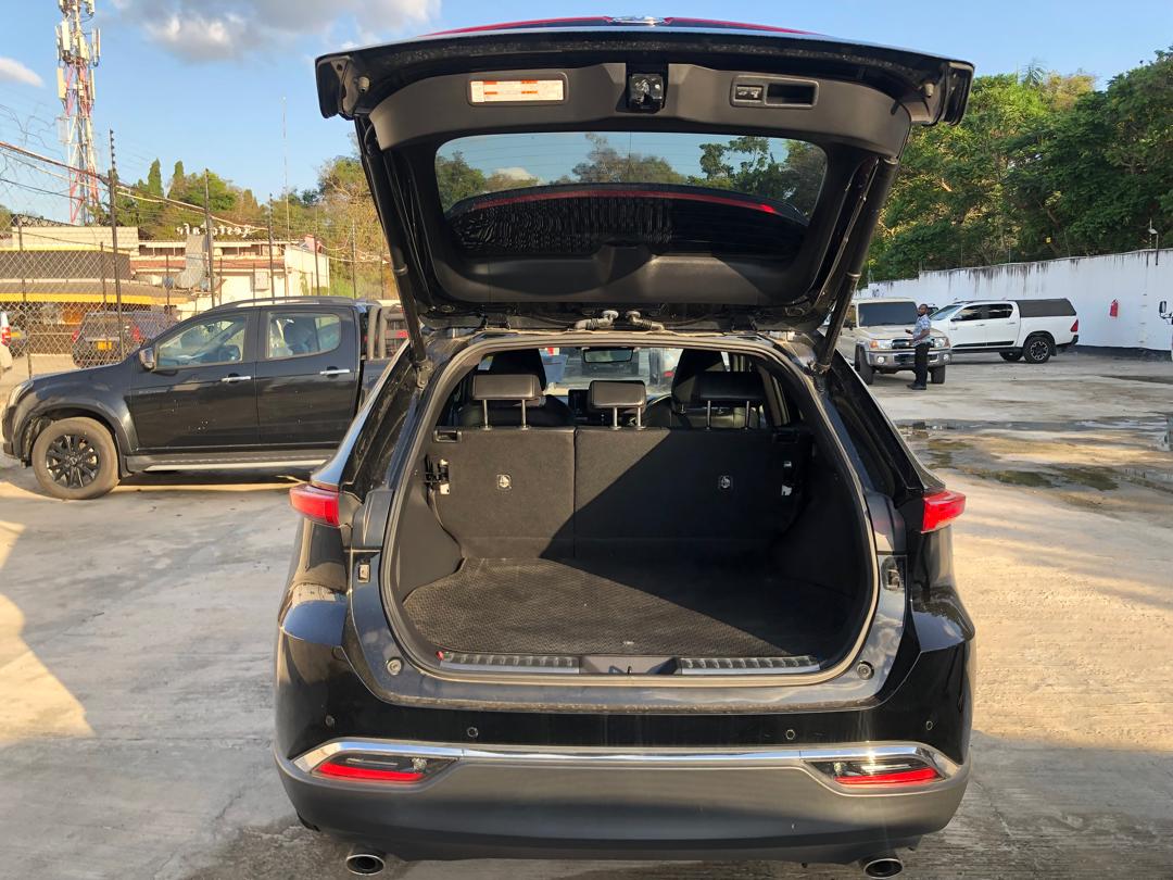 1027 TOYOTA HARRIER Z 2021 / Milage: 38,390 Km
