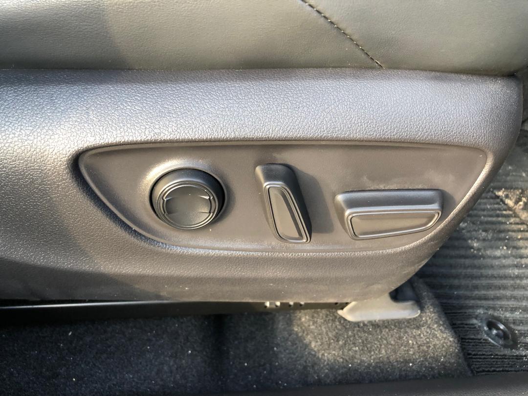 1027 TOYOTA HARRIER Z 2021 / Milage: 38,390 Km