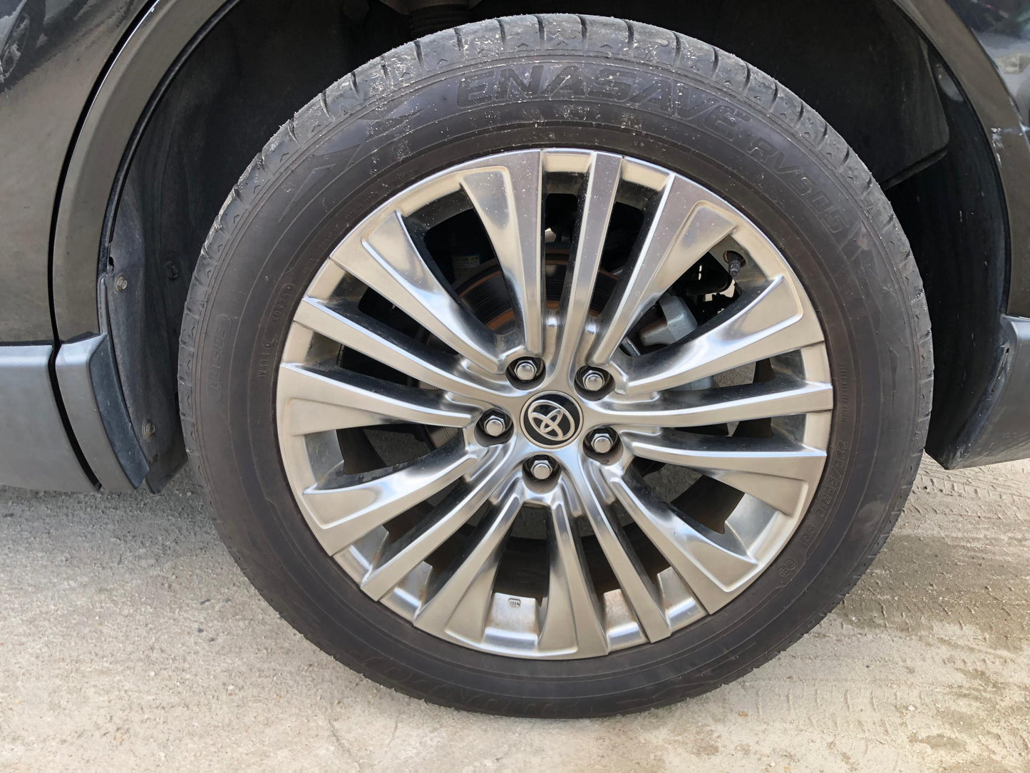1042 TOYOTA HARRIER Z 2021 Milage: 44403 Km