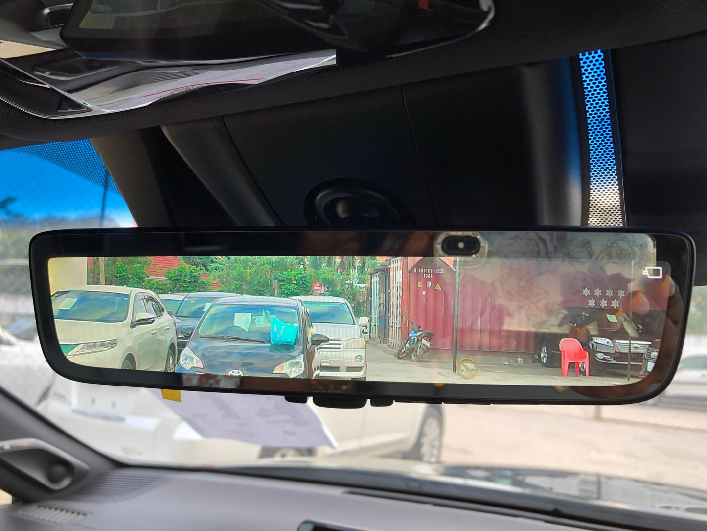 1042 TOYOTA HARRIER Z 2021 Milage: 44403 Km