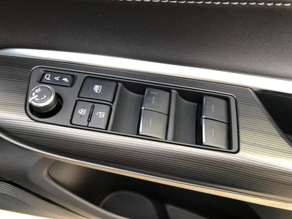 1042 TOYOTA HARRIER Z 2021 Milage: 44403 Km