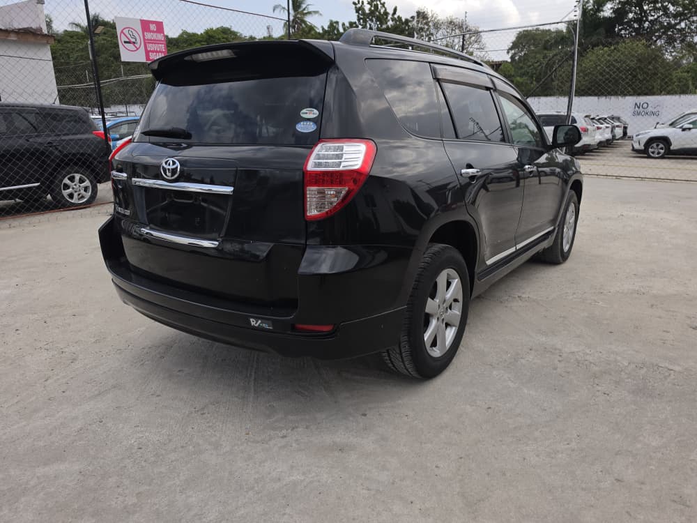1066 TOYOTA VANGUARD 240S 2008 Milage: 86,233 Km