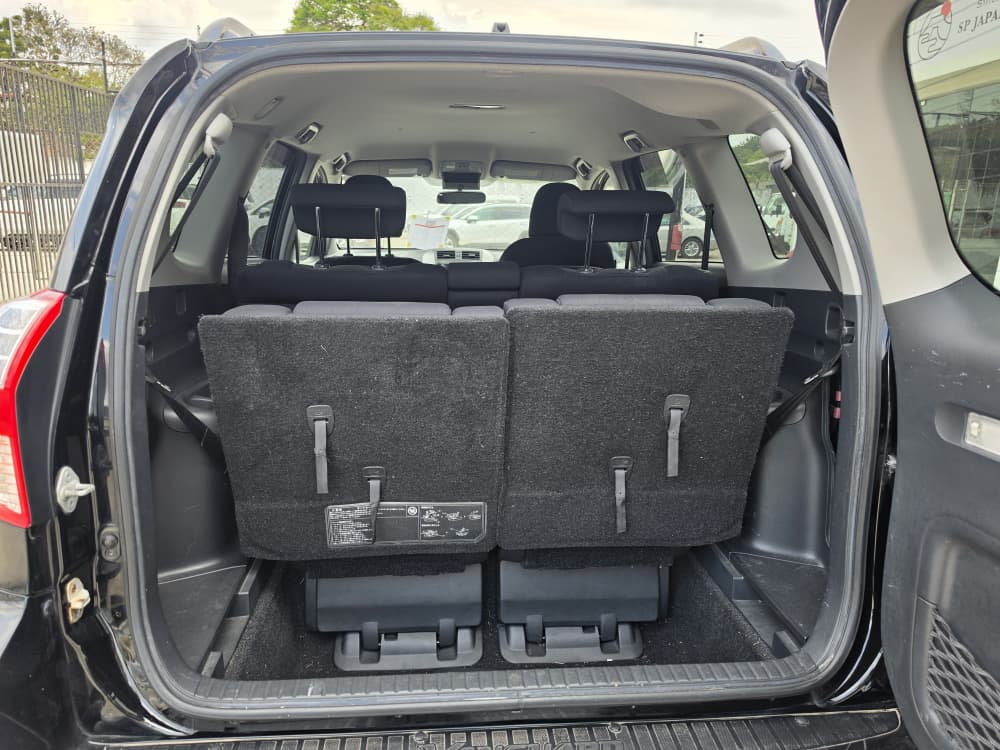 1066 TOYOTA VANGUARD 240S 2008 Milage: 86,233 Km