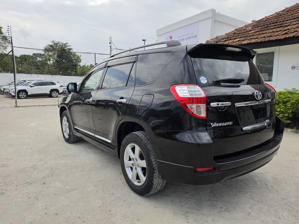 1066 TOYOTA VANGUARD 240S 2008 Milage: 86,233 Km
