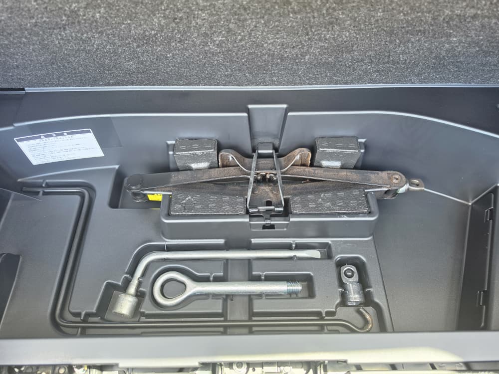 1050 TOYOTA HARRIER 240G 2007 ACU30-0078277