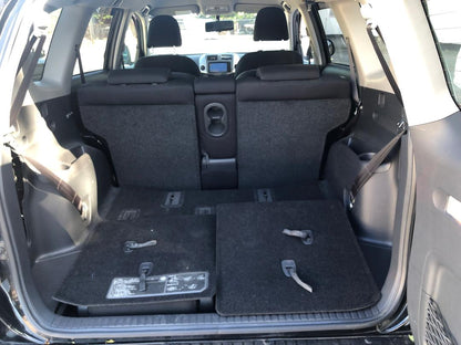 828. Toyota Vanguard 240S 2009