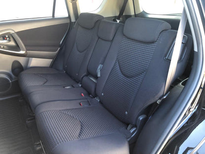 828. Toyota Vanguard 240S 2009
