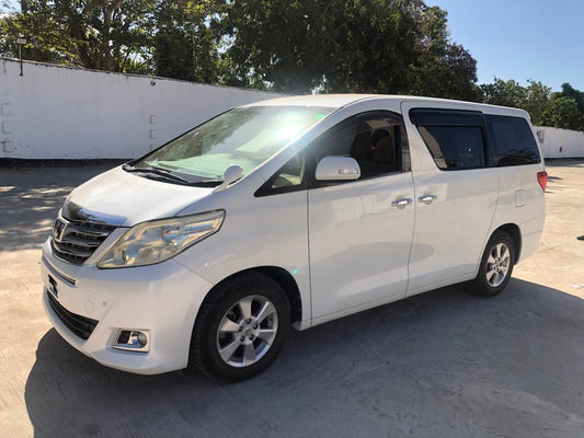 820. Toyota Alphard 240X 2012