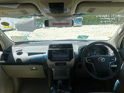 629. Toyota Land Cruiser Prado TX 2023