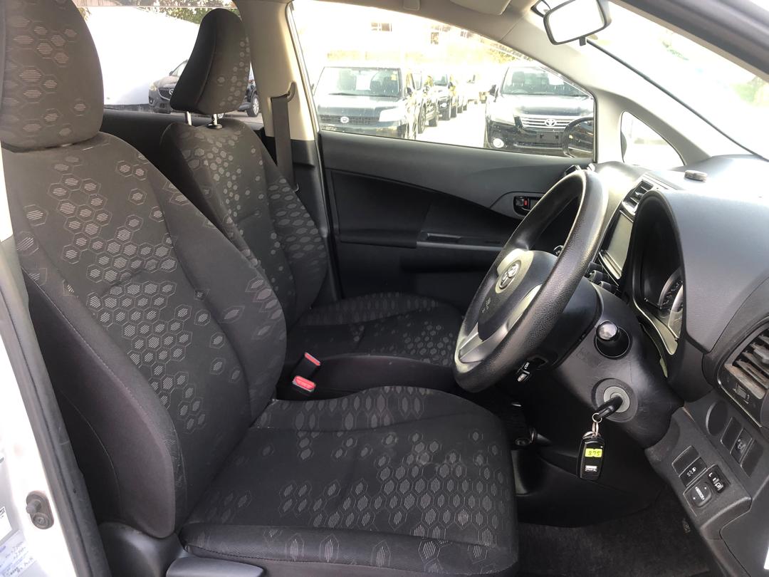 875 TOYOTA RACTIS X 2014