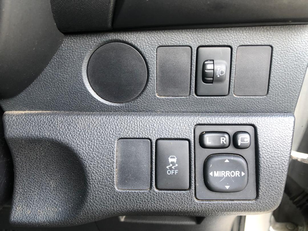 875 TOYOTA RACTIS X 2014