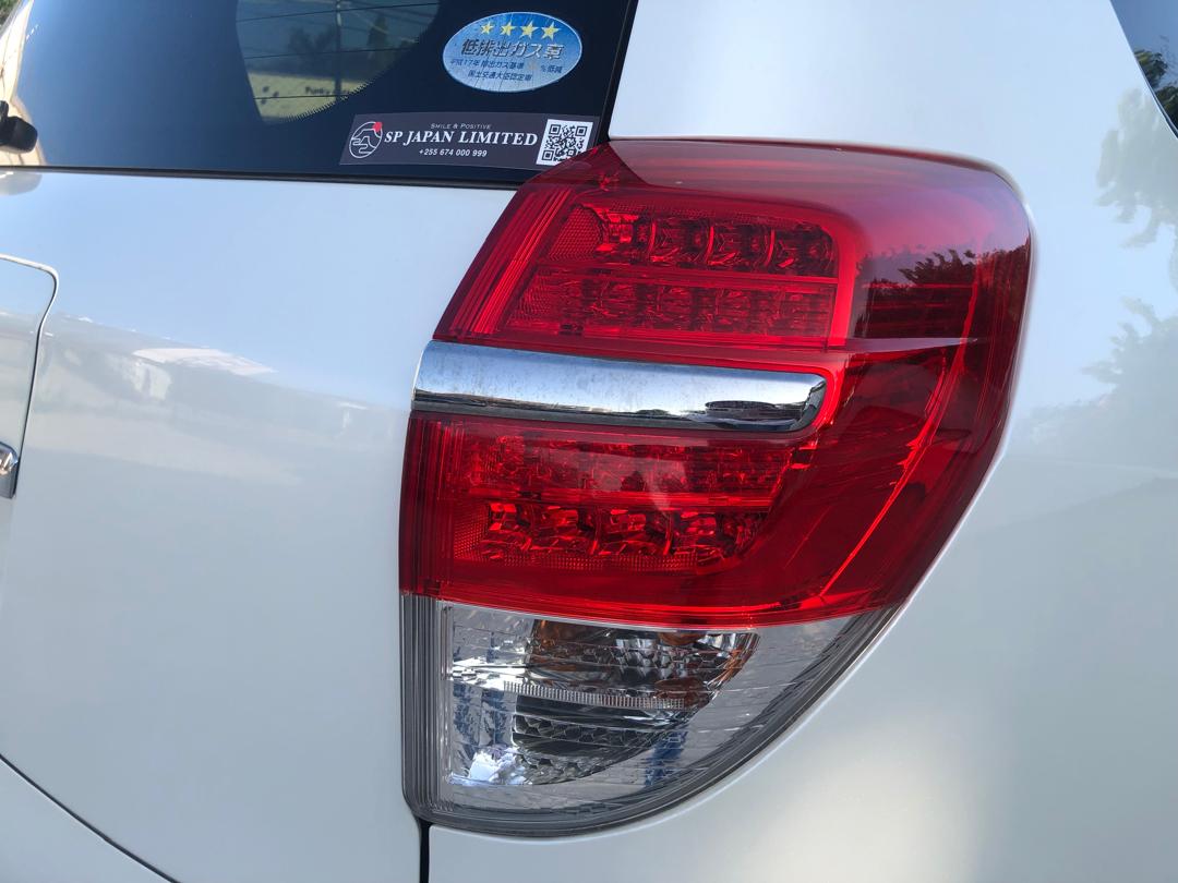 851. Toyota Vanguard 240S S-PKG 2011