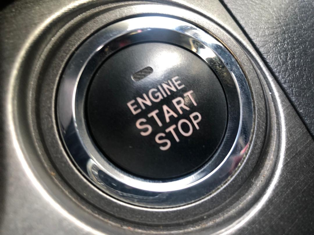 851. Toyota Vanguard 240S S-PKG 2011