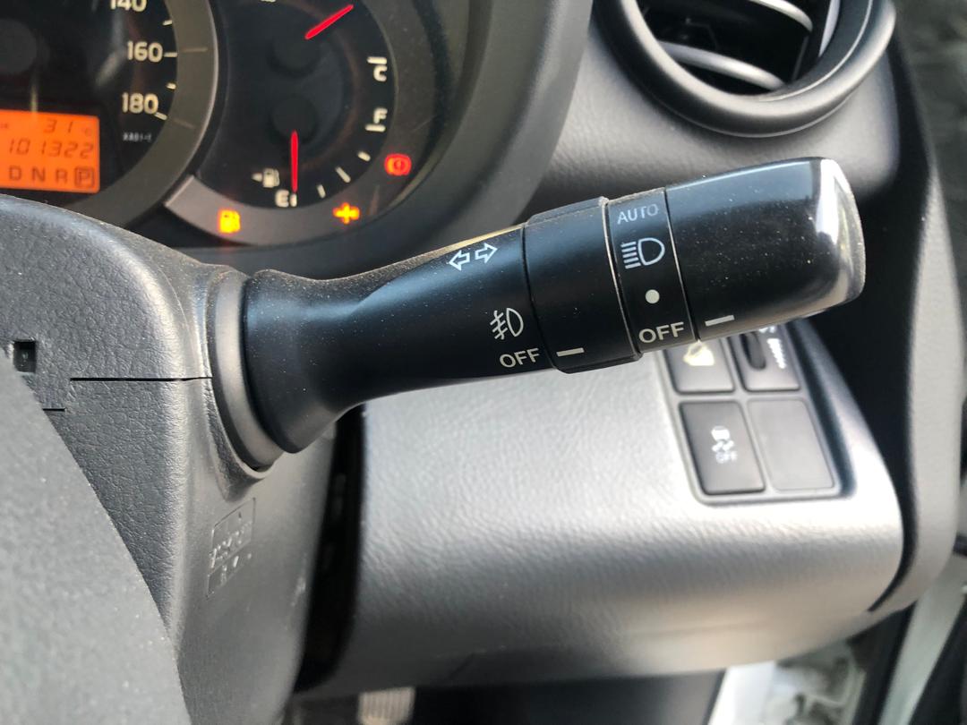 851. Toyota Vanguard 240S S-PKG 2011