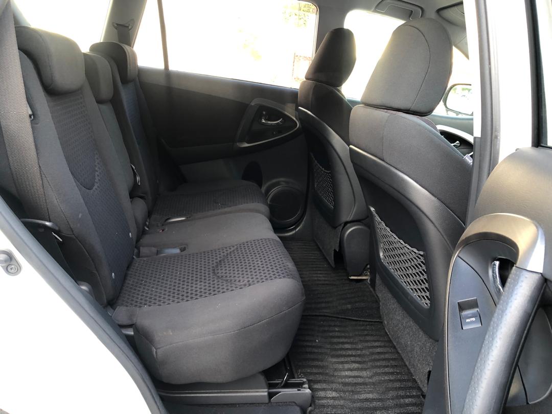 851. Toyota Vanguard 240S S-PKG 2011