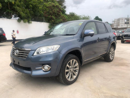 937. TOYOTA VANGUARD 2013 240S S-PKG