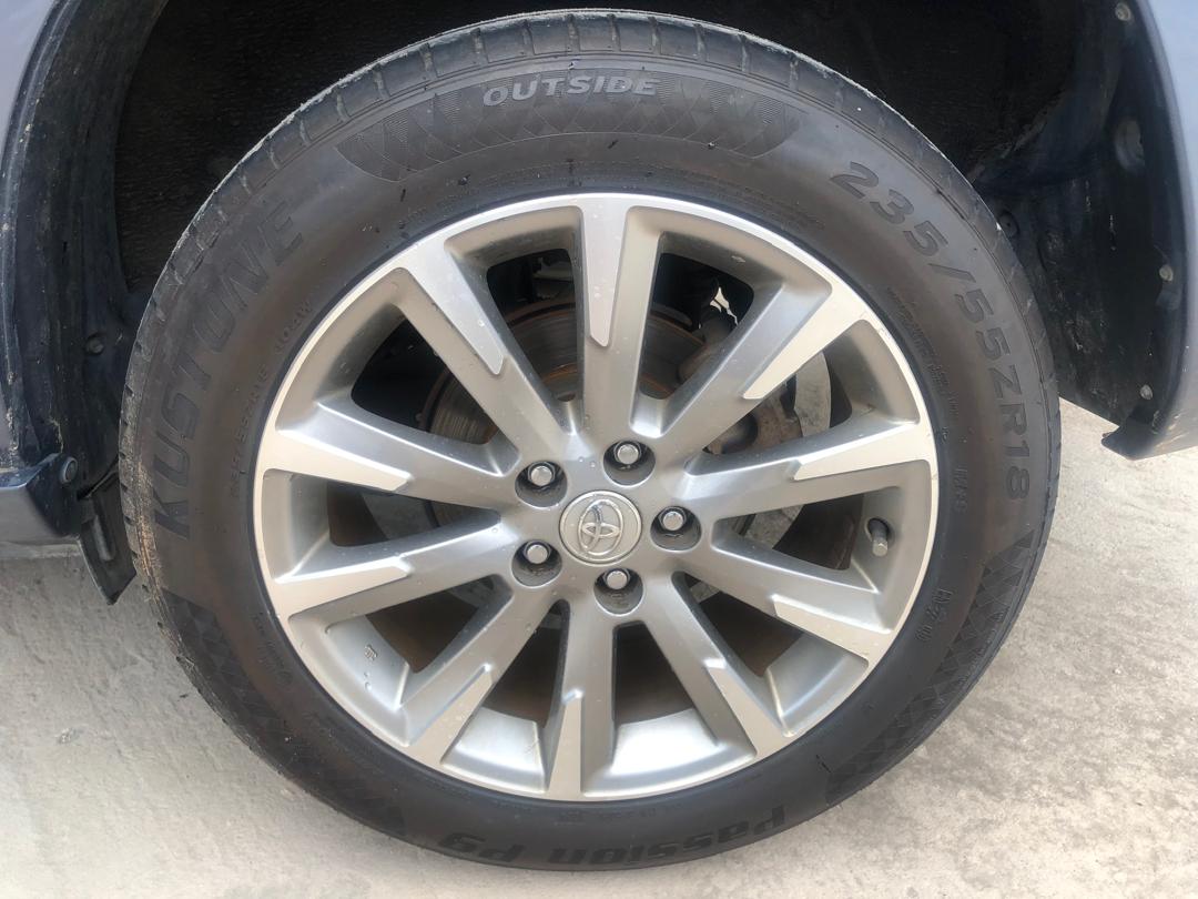 937. TOYOTA VANGUARD 2013 240S S-PKG