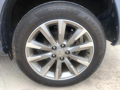 937. TOYOTA VANGUARD 2013 240S S-PKG