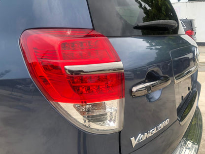 937. TOYOTA VANGUARD 2013 240S S-PKG