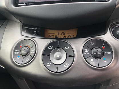 937. TOYOTA VANGUARD 2013 240S S-PKG