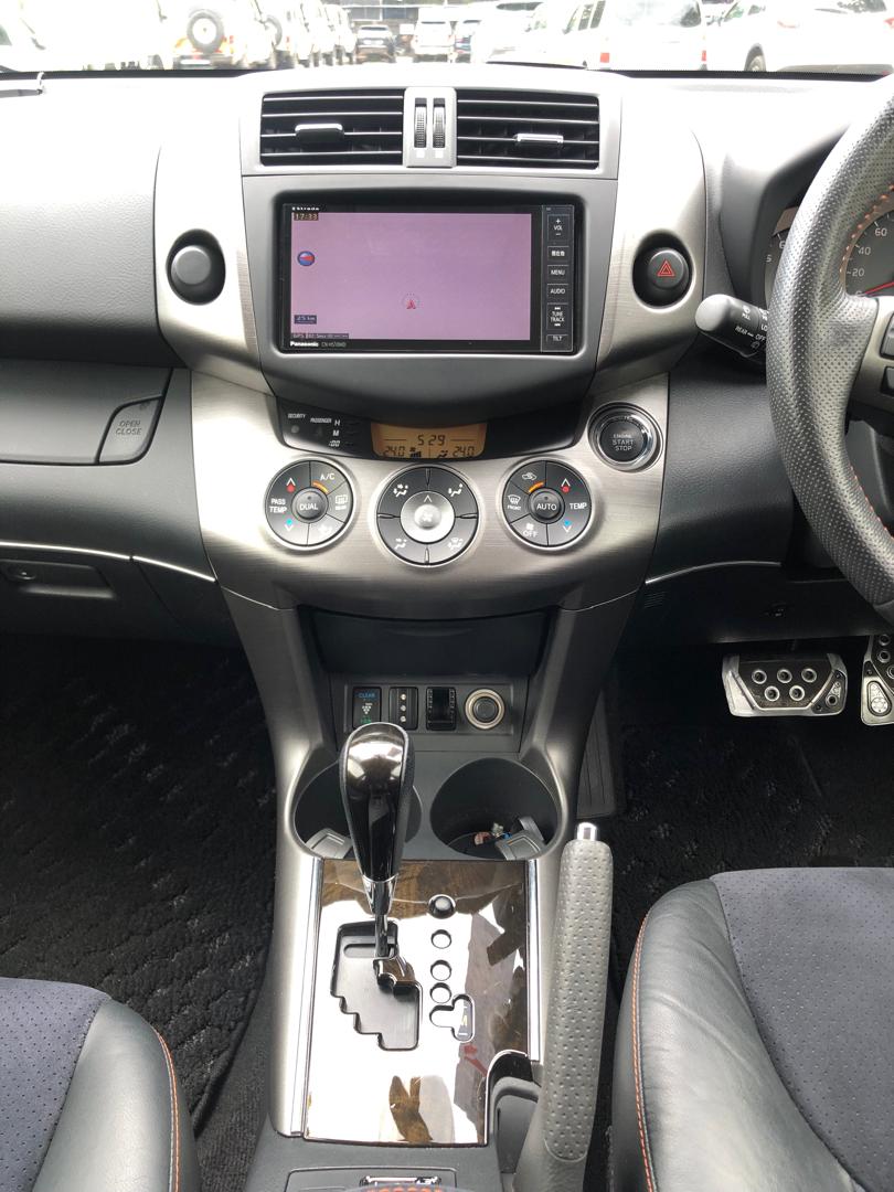 937. TOYOTA VANGUARD 2013 240S S-PKG