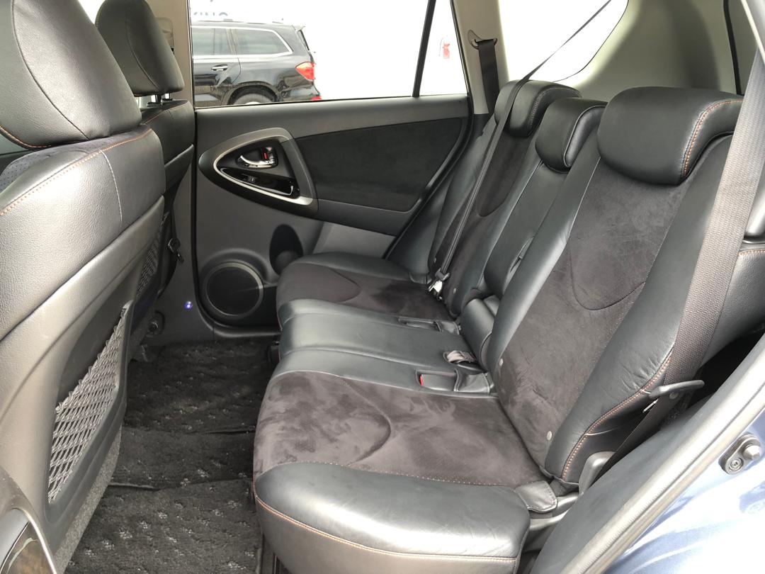 937. TOYOTA VANGUARD 2013 240S S-PKG