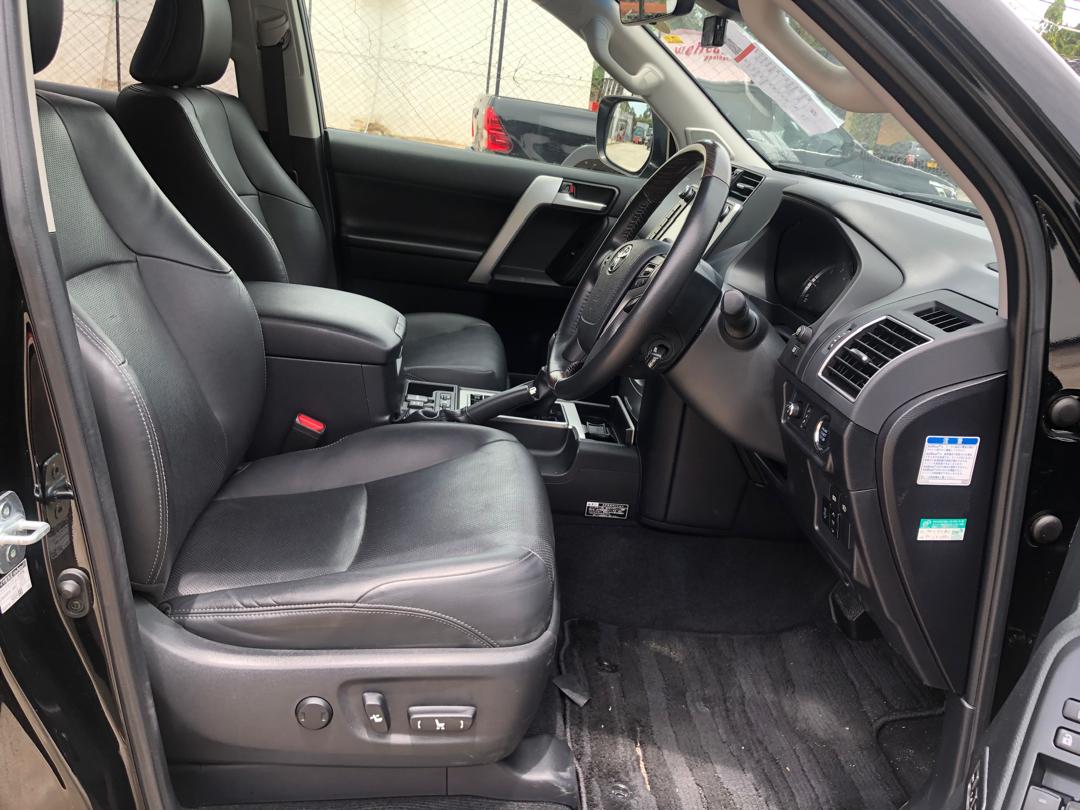 940 TOYOTA LAND CRUISER PRADO TZ-G 2019 GDJ151-0008349