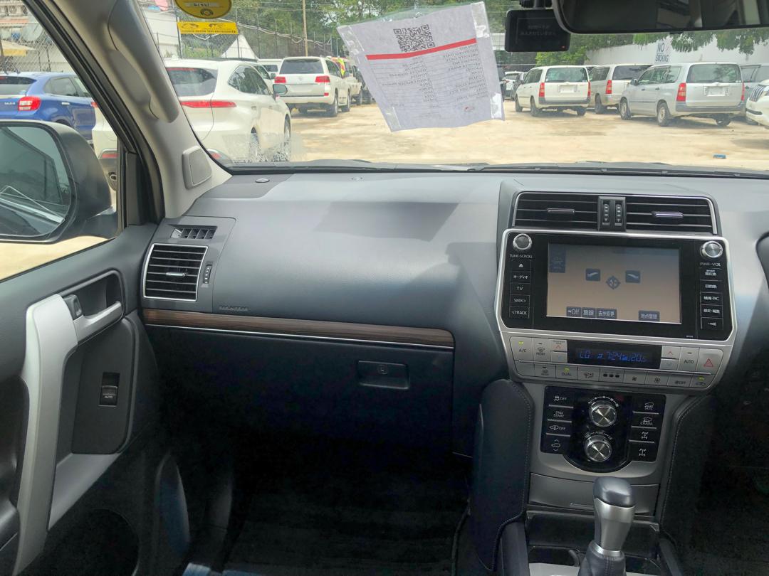 940 TOYOTA LAND CRUISER PRADO TZ-G 2019 GDJ151-0008349