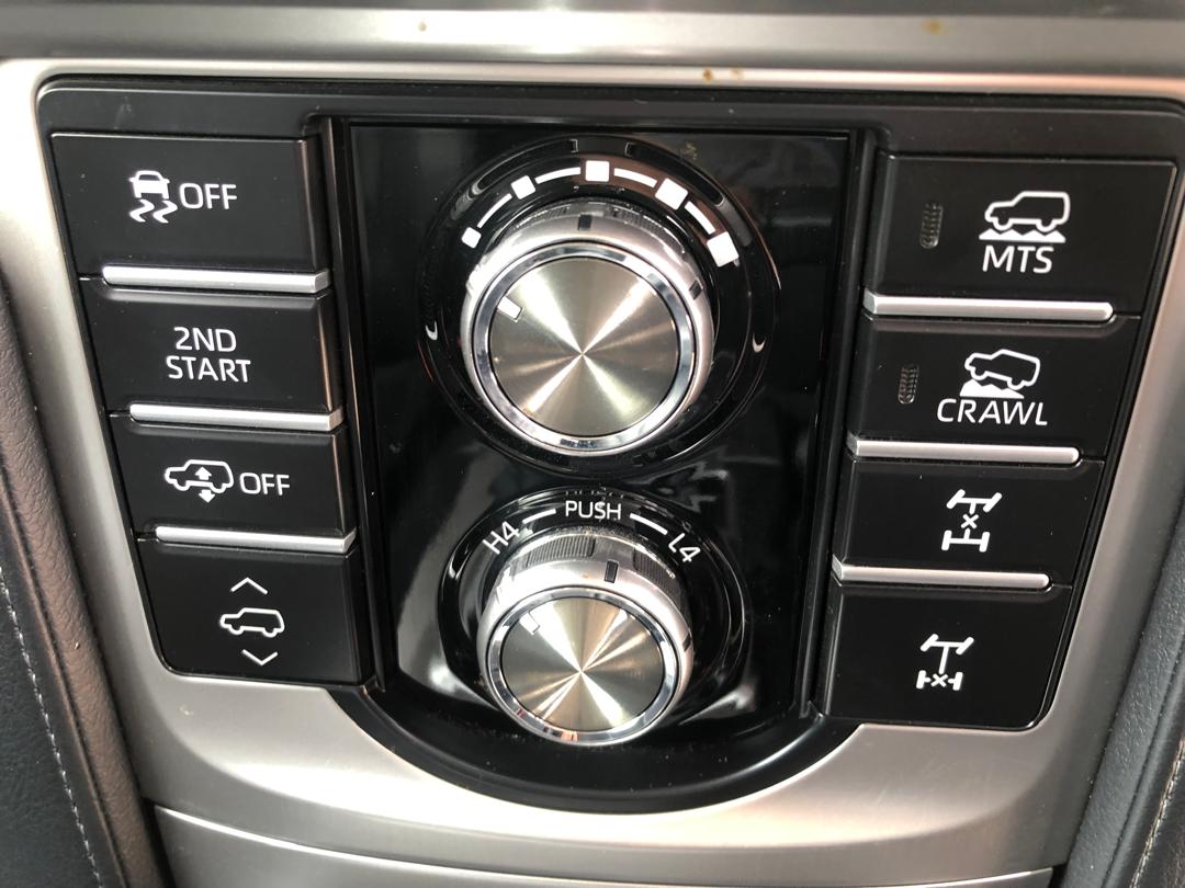 940 TOYOTA LAND CRUISER PRADO TZ-G 2019 GDJ151-0008349
