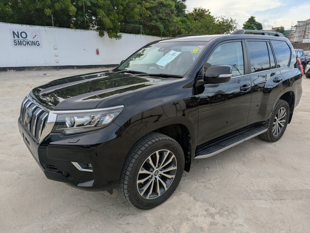 940 TOYOTA LAND CRUISER PRADO TZ-G 2019 GDJ151-0008349
