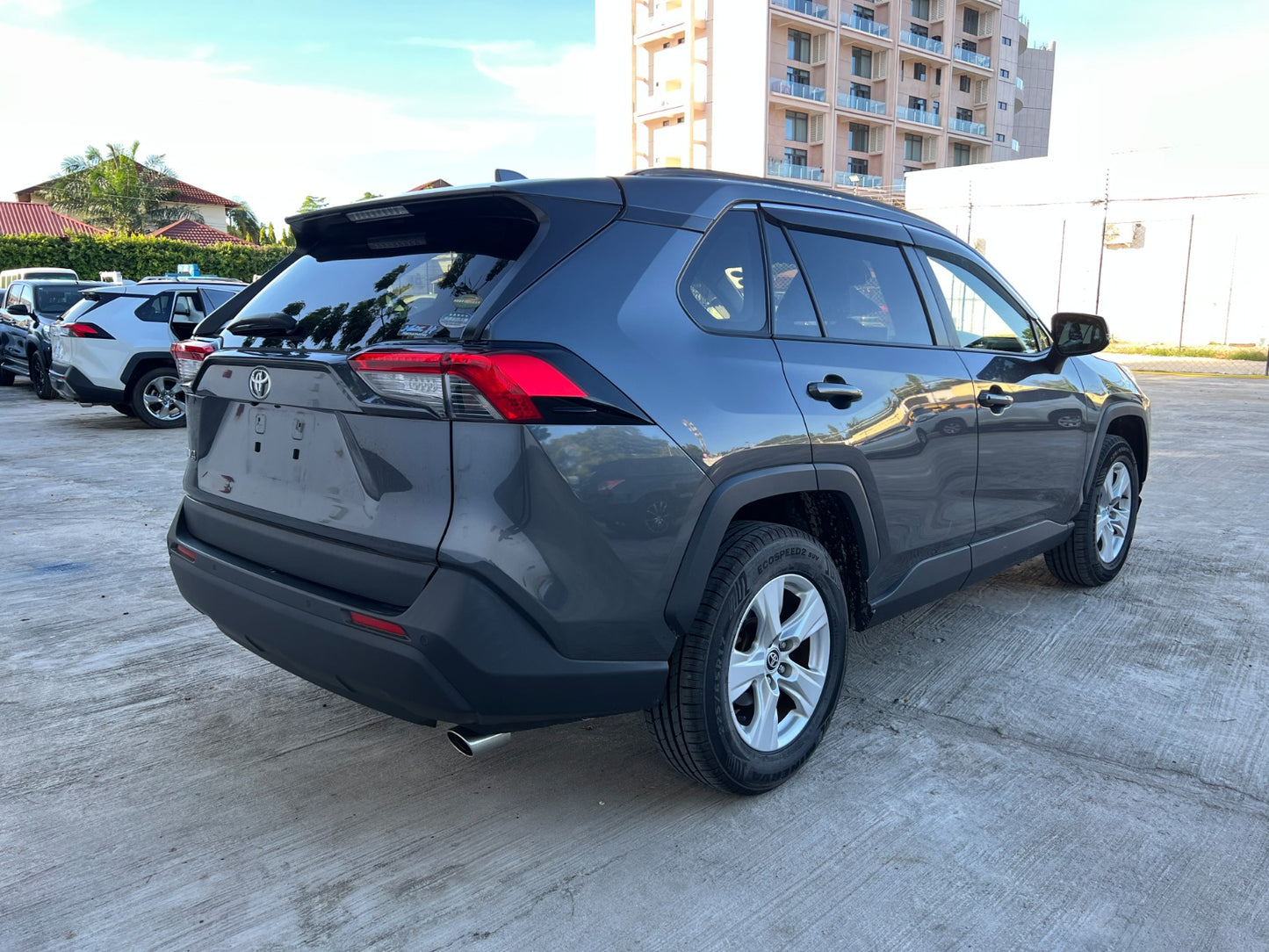 955. TOYOTA RAV4 2020 4WD X