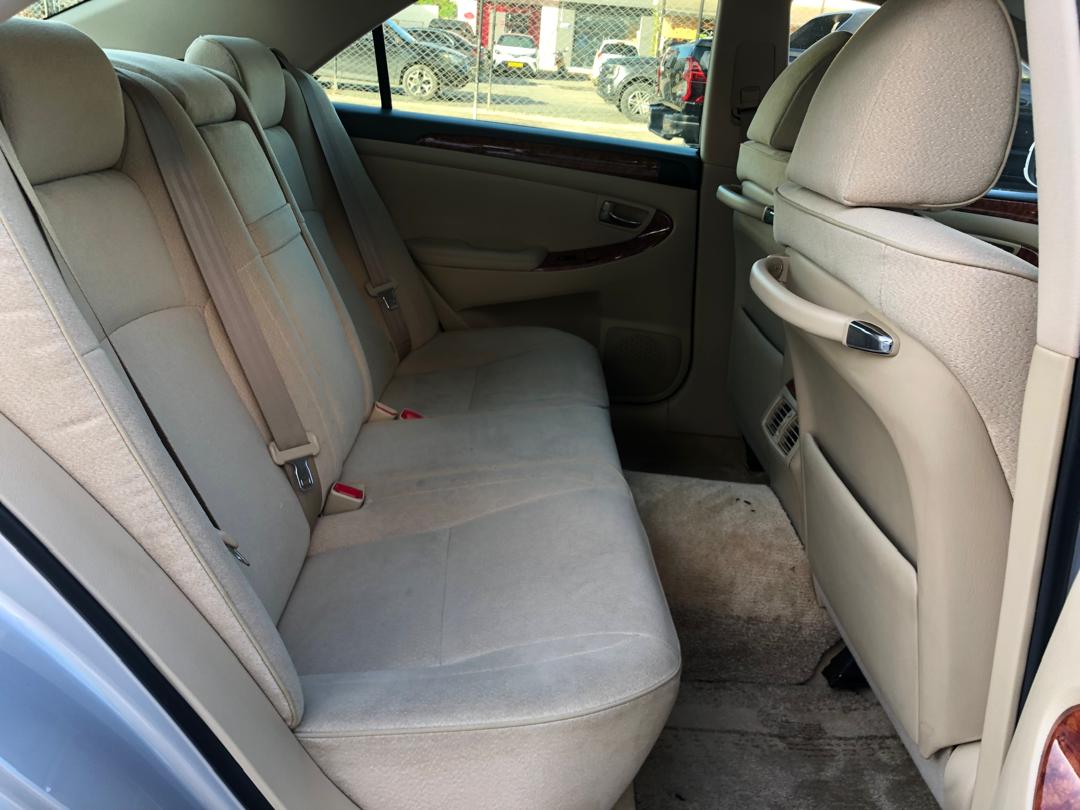 923 TOYOTA CROWN ROYAL 2.5 ROYAL SALOON 2004 GRS180-5011794