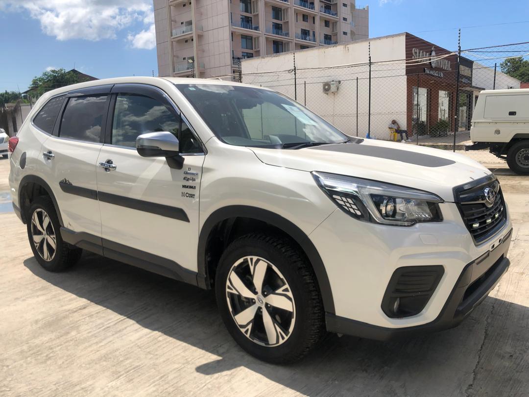 1013 SUBARU FORESTER ADVANCE 2019 / Milage: 72,830 Km