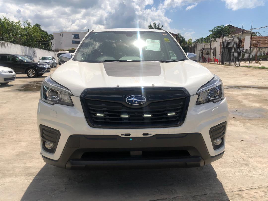 1013 SUBARU FORESTER ADVANCE 2019 / Milage: 72,830 Km