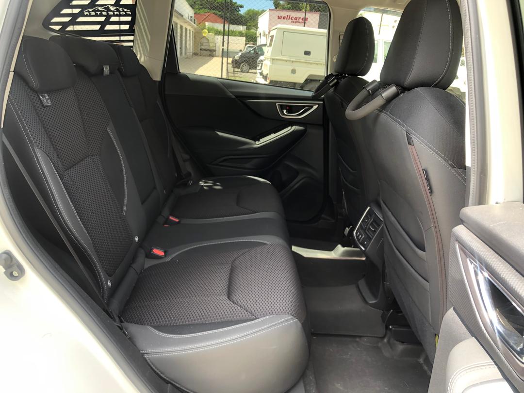 1013 SUBARU FORESTER ADVANCE 2019 / Milage: 72,830 Km