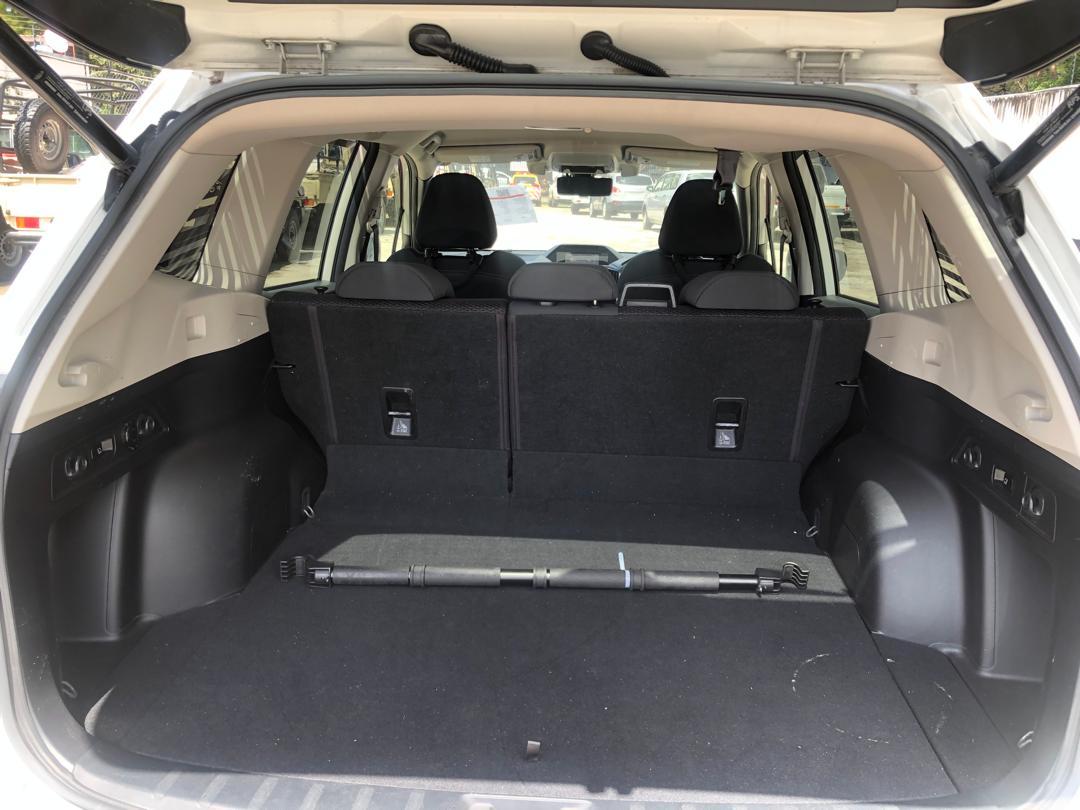 1013 SUBARU FORESTER ADVANCE 2019 / Milage: 72,830 Km