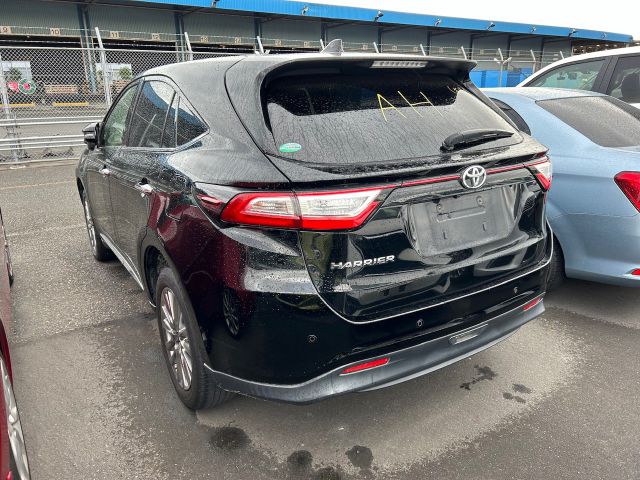 630 Toyota Harrier Premium 2017